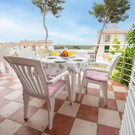 Bencun Apartman Makarska
